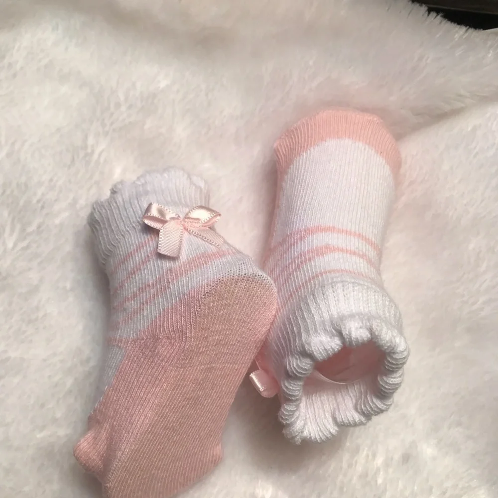 Newborn Baby Pink Bow Sock Booties